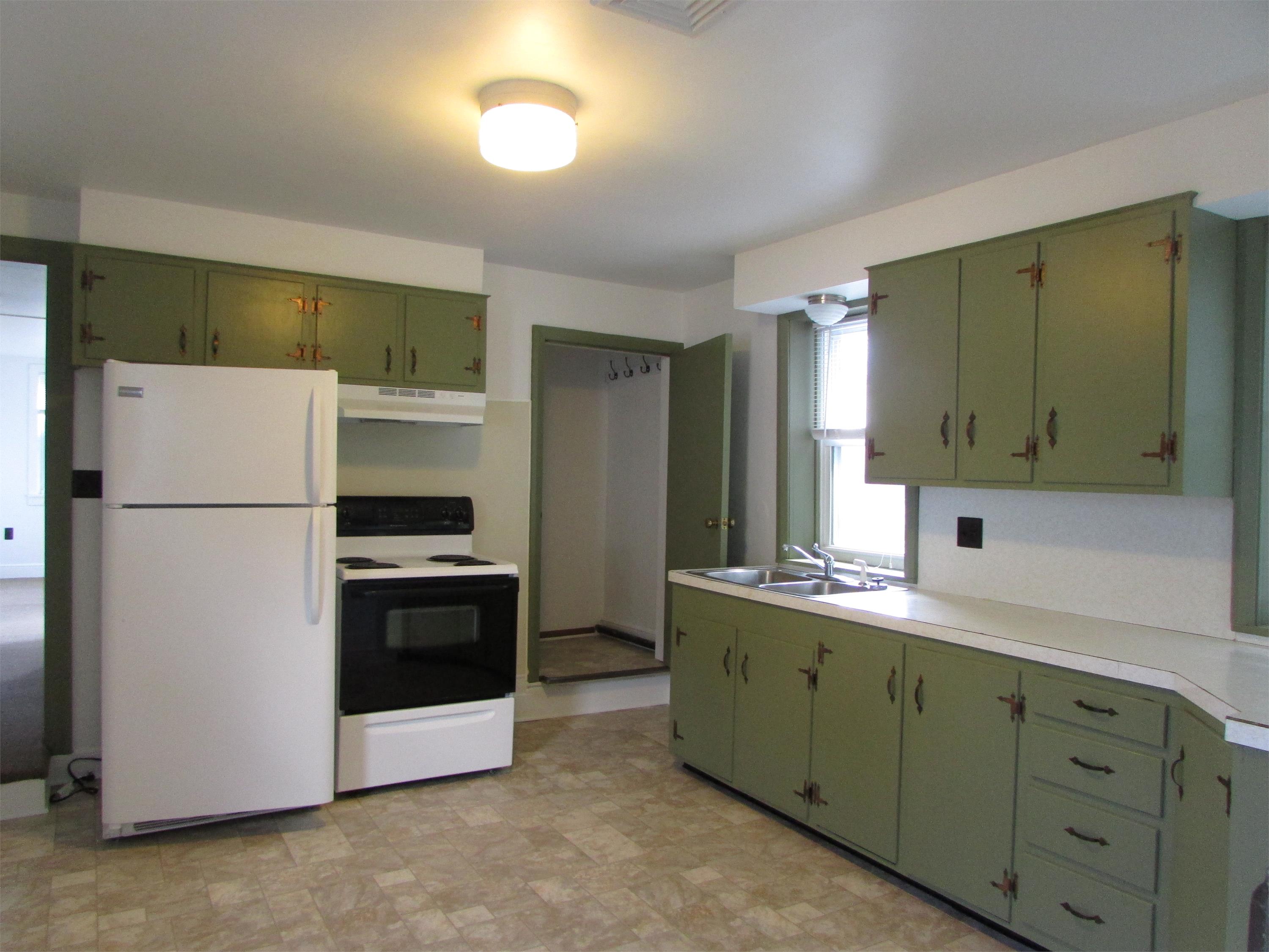418 North Earl Street #2